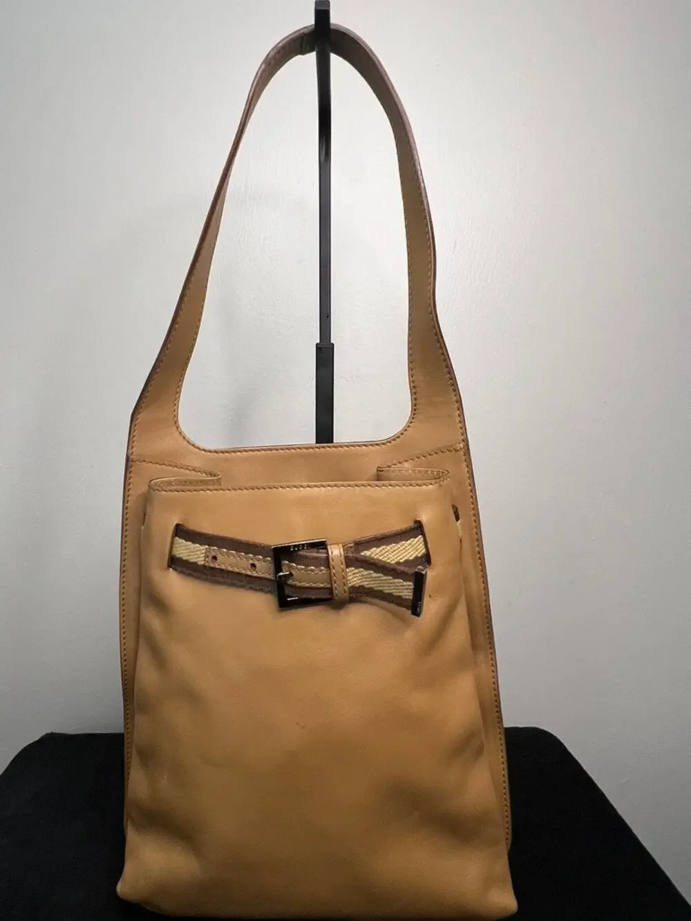 Gucci Vintage Tan Leather Hobo Shoulder Bag Woven Belt Detail Made in Italy